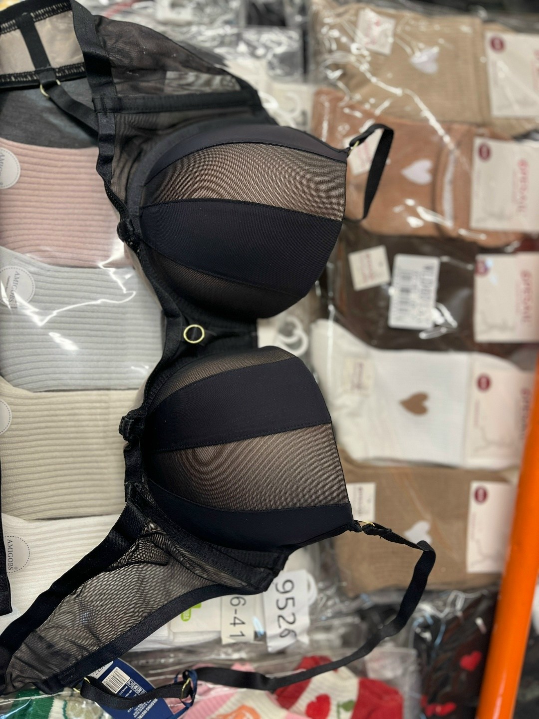 комплект нижнего белья женские,комплект нижнего белья,женские комплекты белья,женское нижнее белье,нижнее белье комплект пуш ап