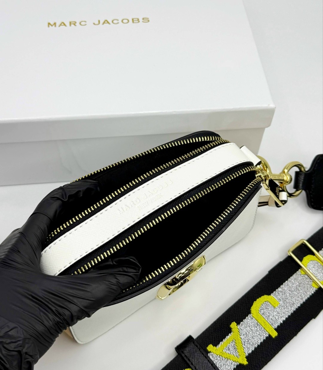 сумка марк джейкобс,marc jacobs сумка на плечо,сумка marc jacobs,сумка marc jacobs snapshot,сумка marc jacobs женская