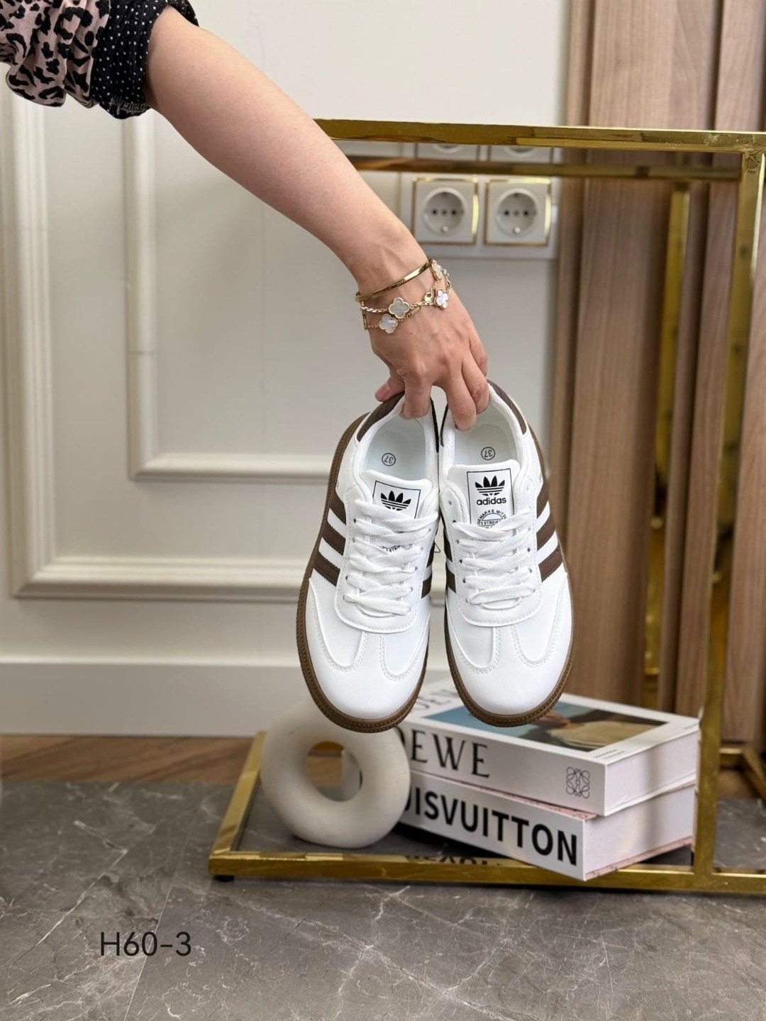 ,кроссовки женские adidas,кроссовки женскиe,кроссовки adidas,кроссовки adidas samba