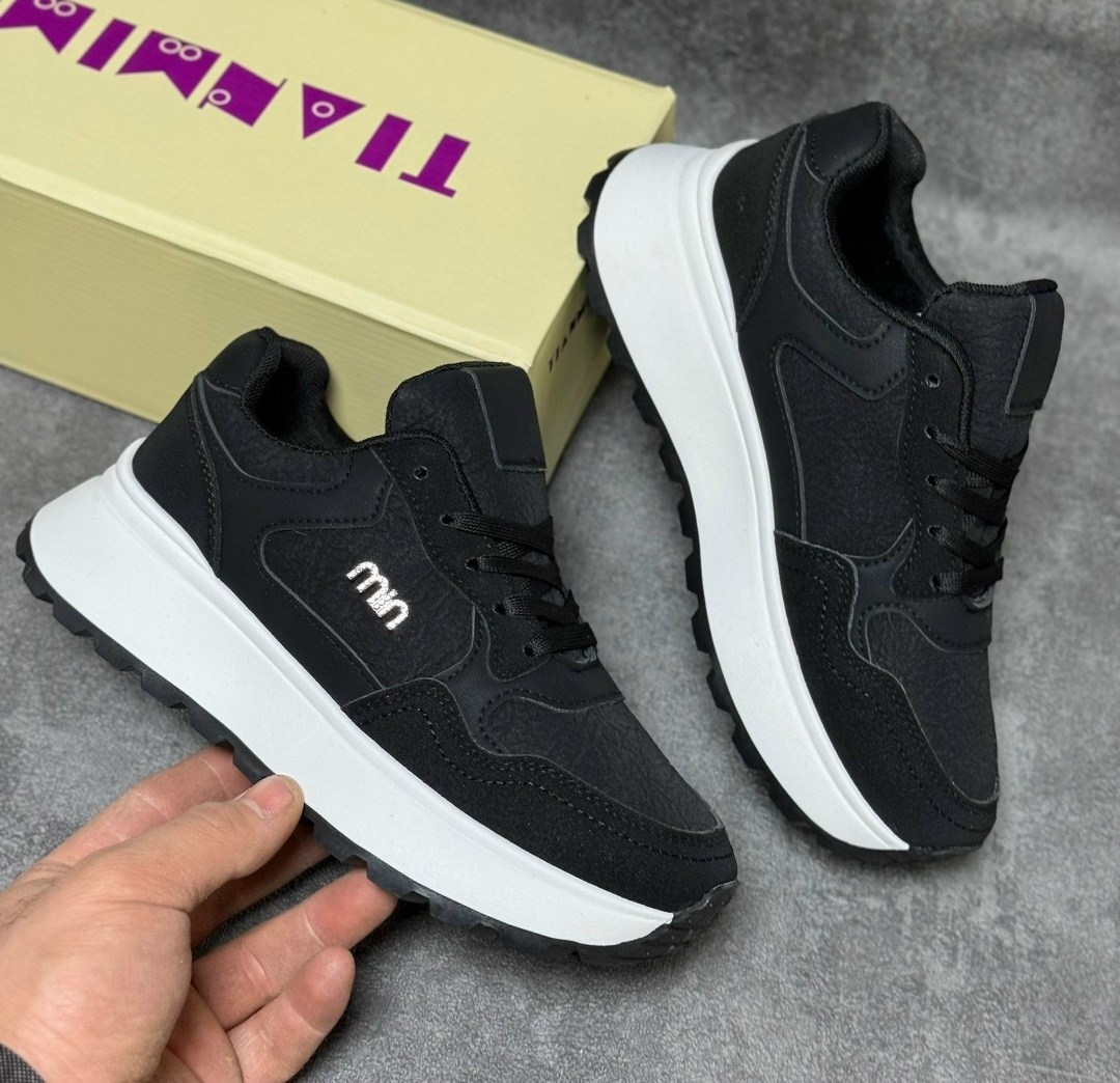 женские кроссовки,,бежевые кроссовки,кроссовки женские бежевые, женская