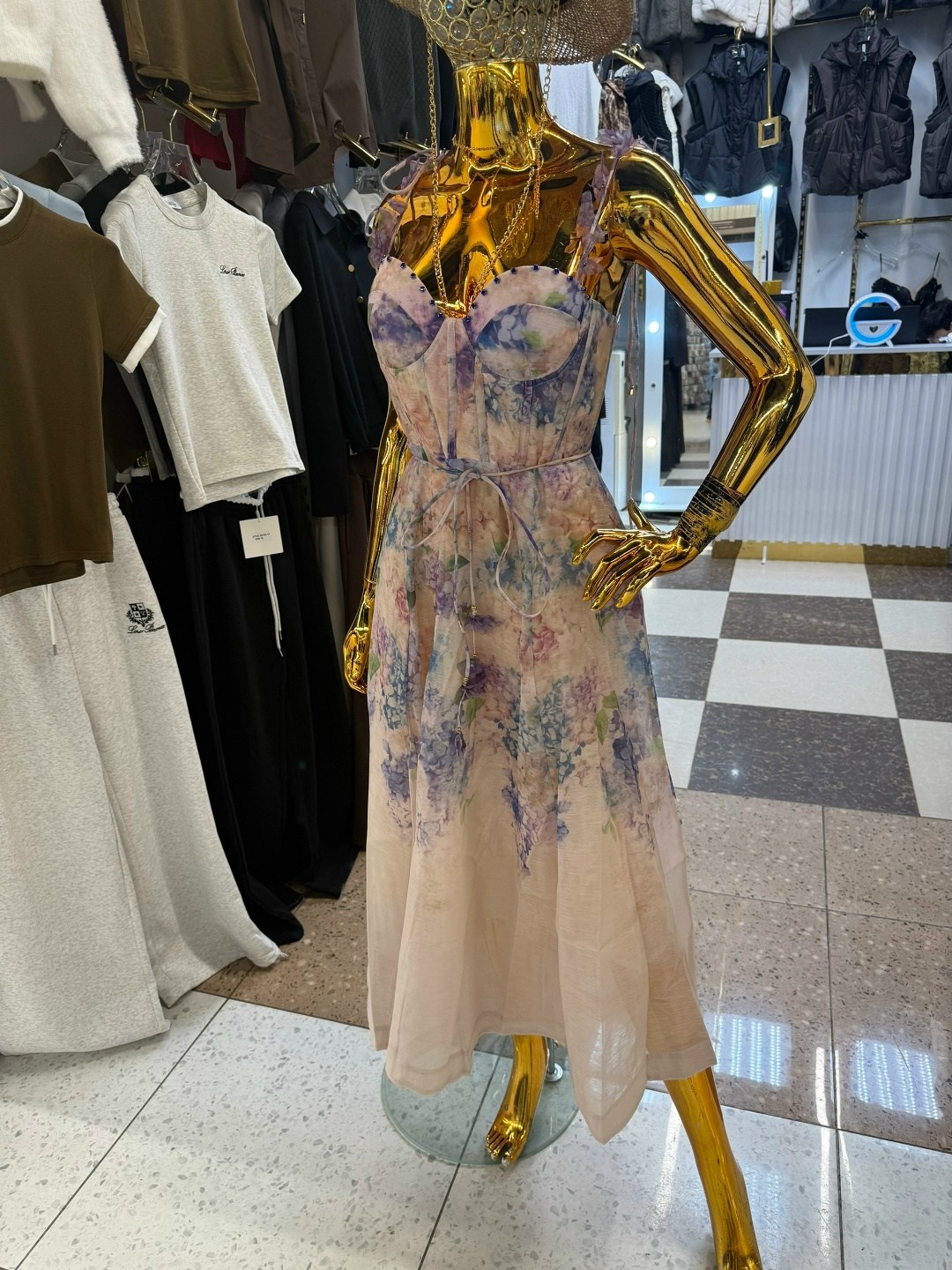 модное платье,стильные наряды,мода модная,бежевые босоножки