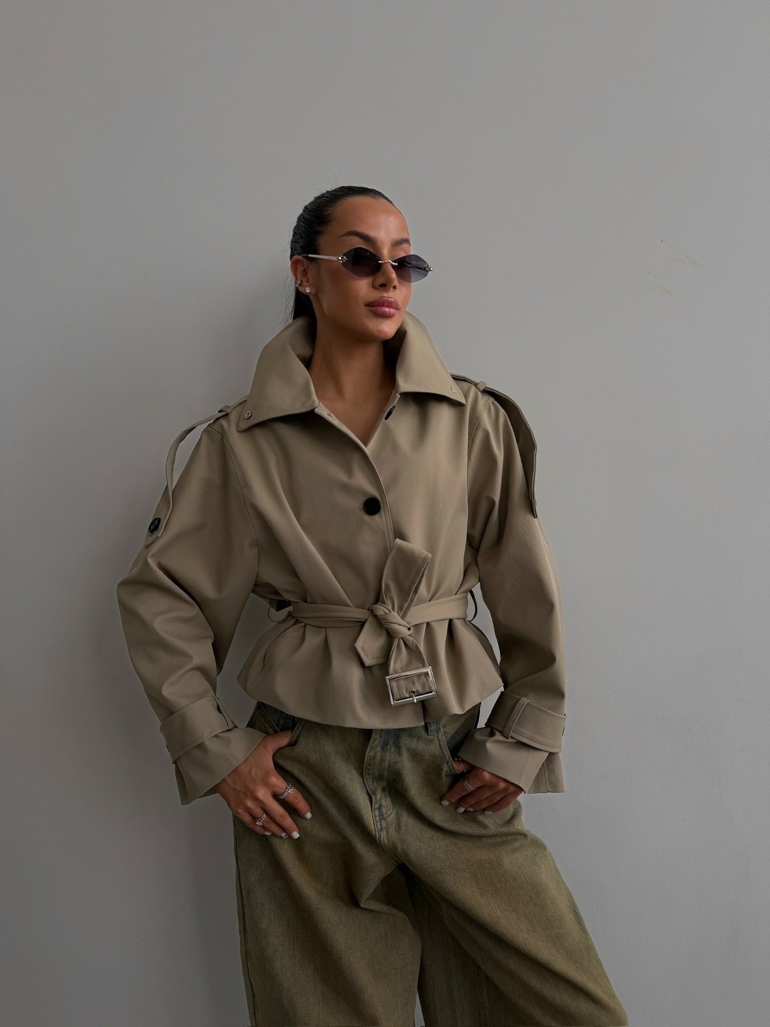 легкая куртка,куртка тренч,куртка с поясом,тренч укороченный fashion concept,куртка