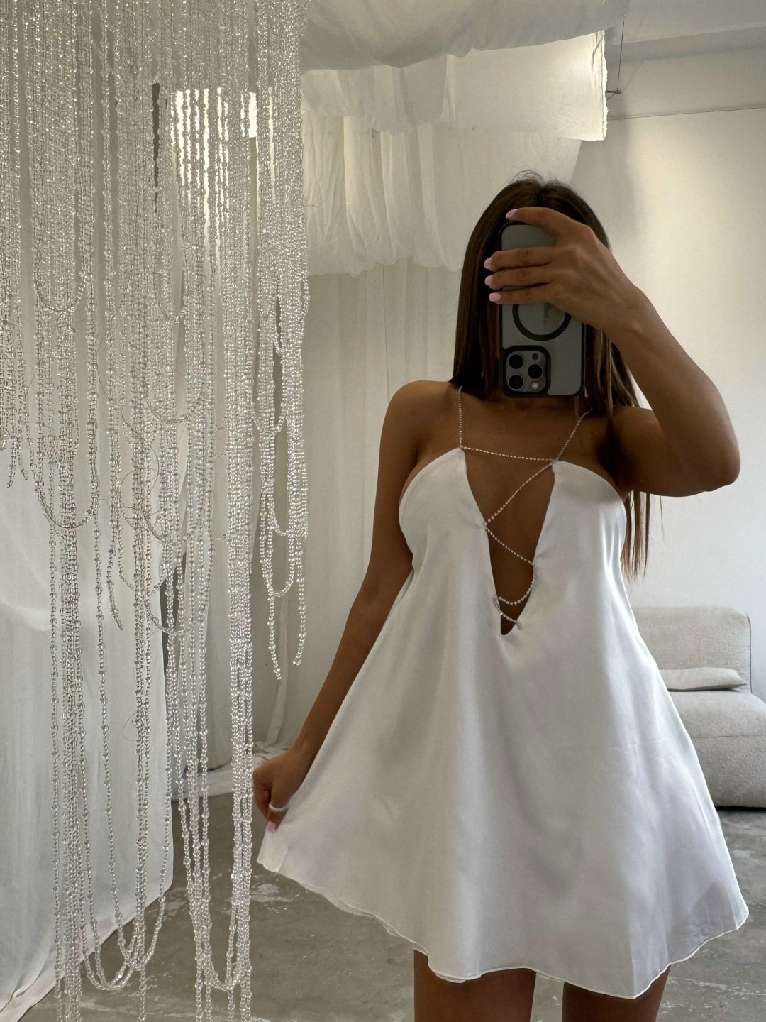 нарядное платье,короткие платье,мини платье,платье стильное,девушка