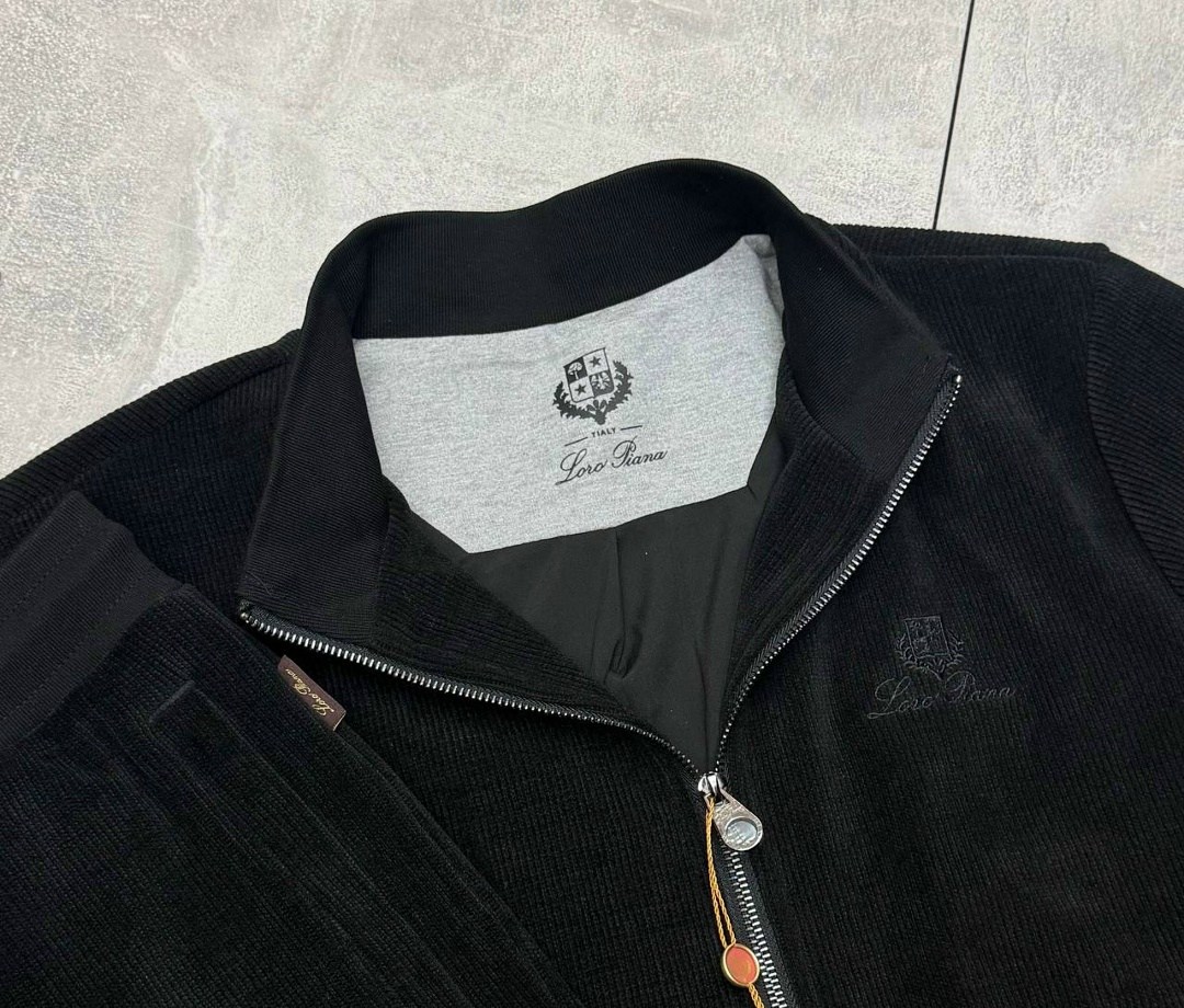 спортивный костюм stefano ricci,велюровый костюм stefano ricci,спортивный костюм для мужчин вельвет,велюровый костюм армани мужской,костюм велюровый