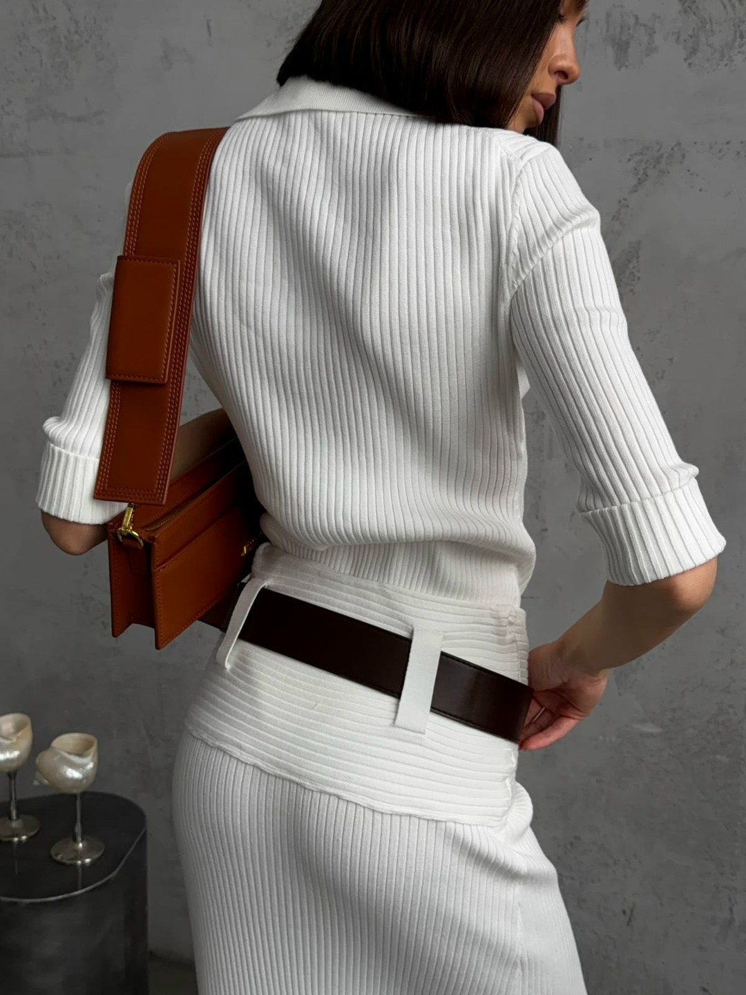 костюм с юбкой,трикотажные костюмы,женский костюм с юбкой,элегантные наряды,белый костюм с юбкой