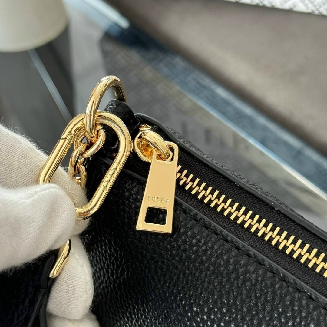 женская сумка furla,сумка furla,сумка furla оригинал,сумка,сумка на плечо