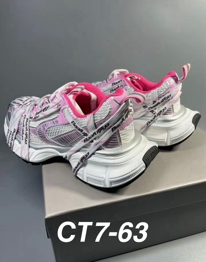 кроссовки женские balenciaga,кроссовки 3xl sneaker массивные на шнуровке balenciaga,новая коллекция баленсиага 2025 кроссовки,кроссовки balenciaga,кроссовки женские balenciaga 3xl sneaker premium