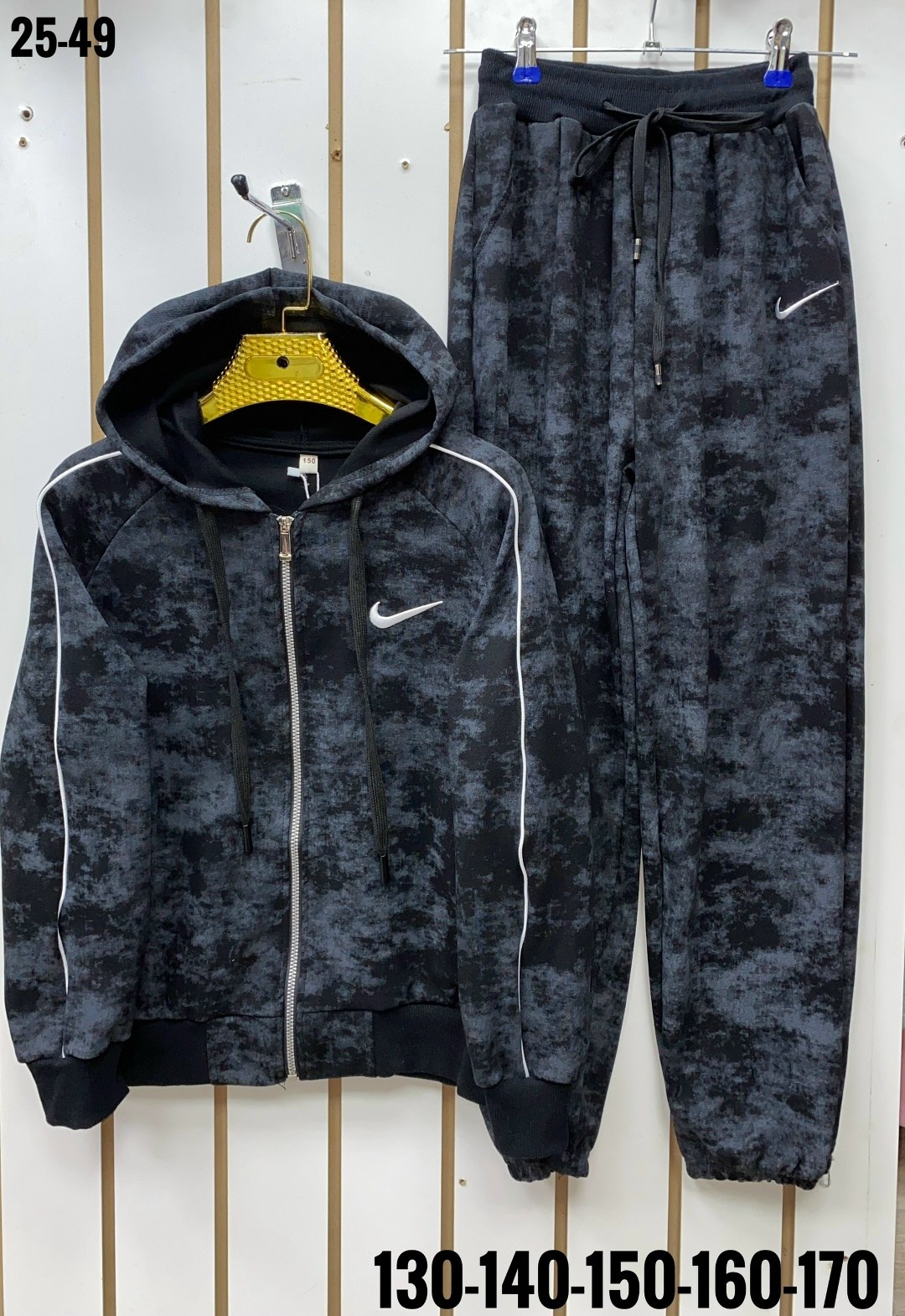 спортивный костюм nike,велюровый спортивная костюм,спортивный костюм,костюм,костюм велюровый