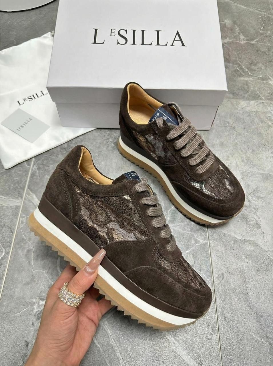 ,кроссовки женскиe,замшевые кроссовки,женская ,обуви