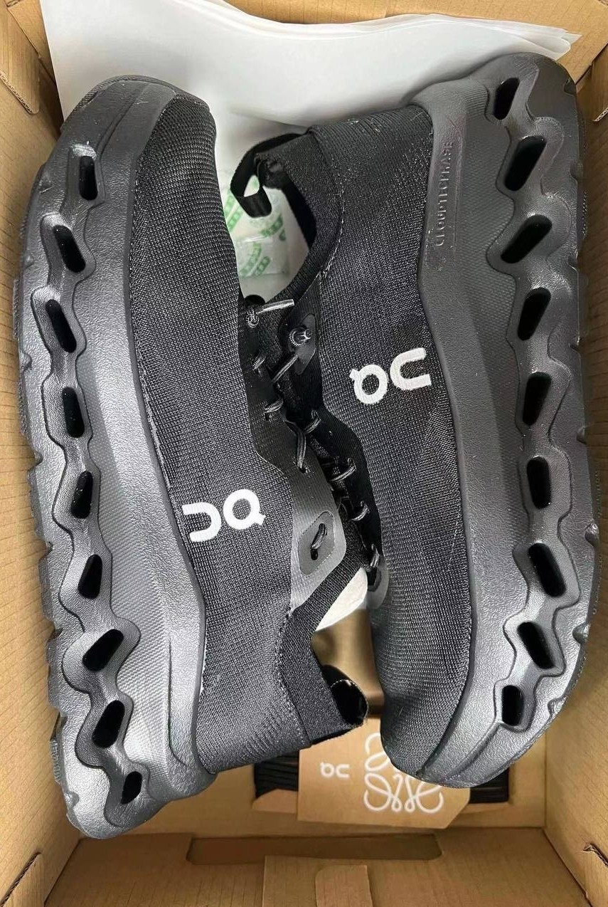 кроссовки loewe x wmns cloudtilt all navy синий,кроссовки loewe,кроссовки,кроссовки on running cloudtilt loewe all navy,кроссовки loewe x wmns cloudtilt black черный