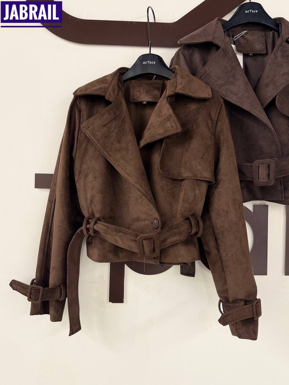 косуха кожаная куртка оверсайз saint shine,куртка косуха замшевая коричневая с поясом tadari,куртка замшевая,классическая коричневая замшевая женская куртка с поясом,косуха замшевая куртка