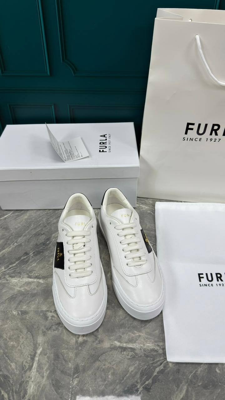 ,кроссовки furla,кеды furla,низкие кроссовки,спортивная