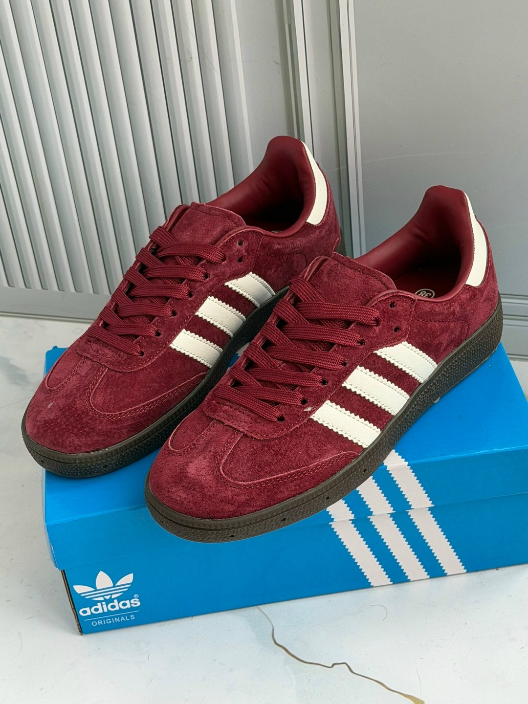 адидас бордовые,,кроссовки adidas spezial,адидас самба бургунди,кроссовки adidas