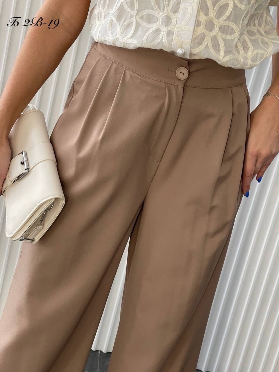 женские брюки палаццо,женская блуза,стильная блузка,брюки палаццо,бежевая блузка