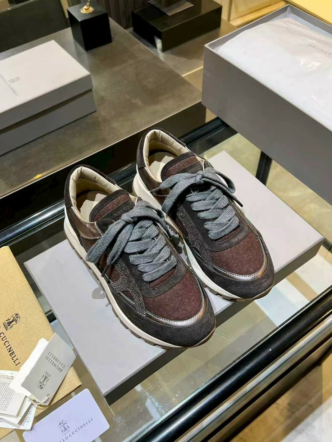 кроссовки женские brunello cucinelli,кроссовки женские замшевые brunello cucinelli,замшевые кроссовки brunello cucinelli,женские замшевые кроссовки brunello cucinelli monili premium - brown,brunello c