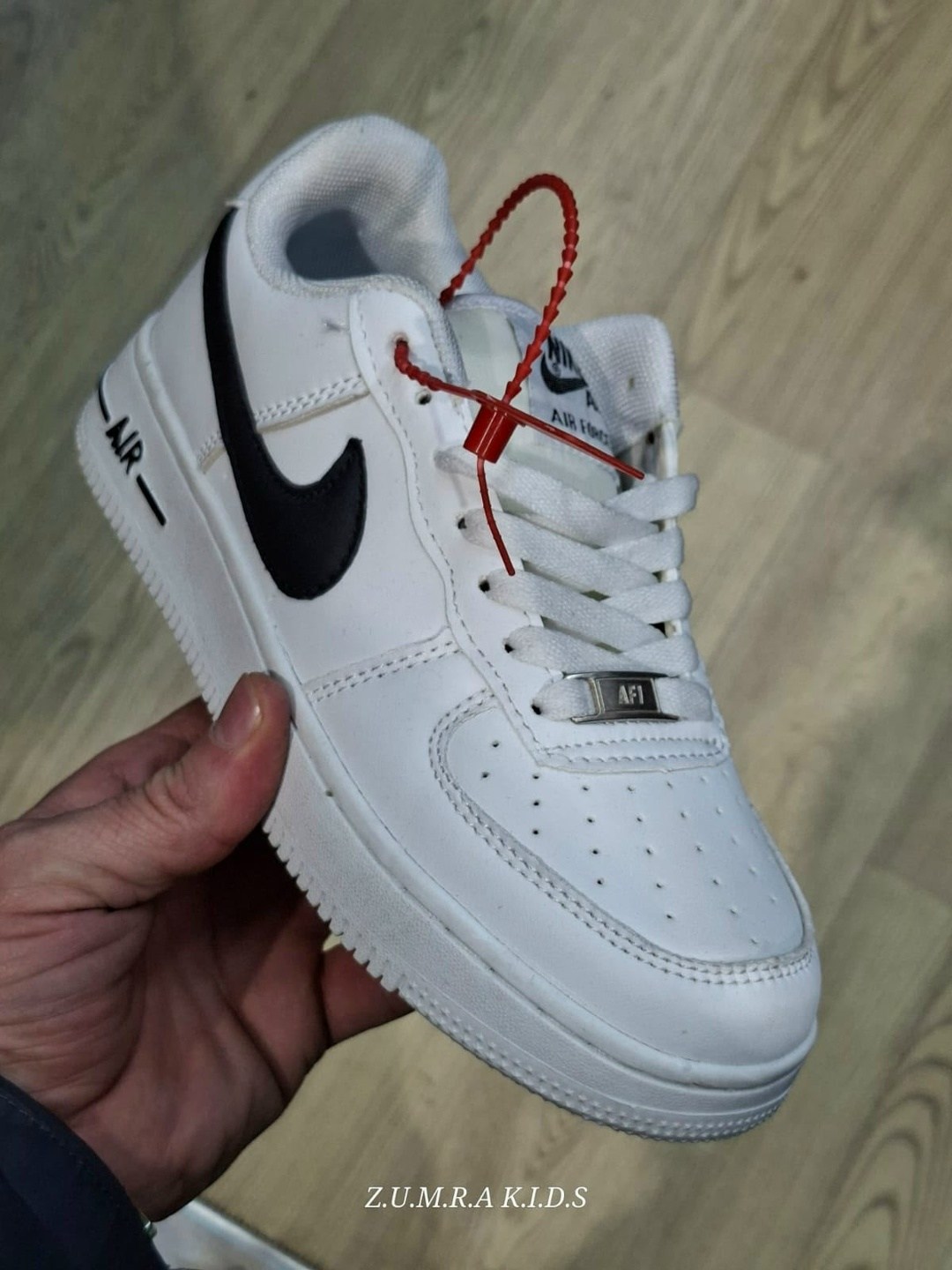 nike air force 1 cdg x supreme,supreme x cdg x nike air force 1 low sneakers,supreme x cdg x nike air force 1,кроссовки nike air force 1 supreme,кроссовки supreme x cdg nike air force 1
