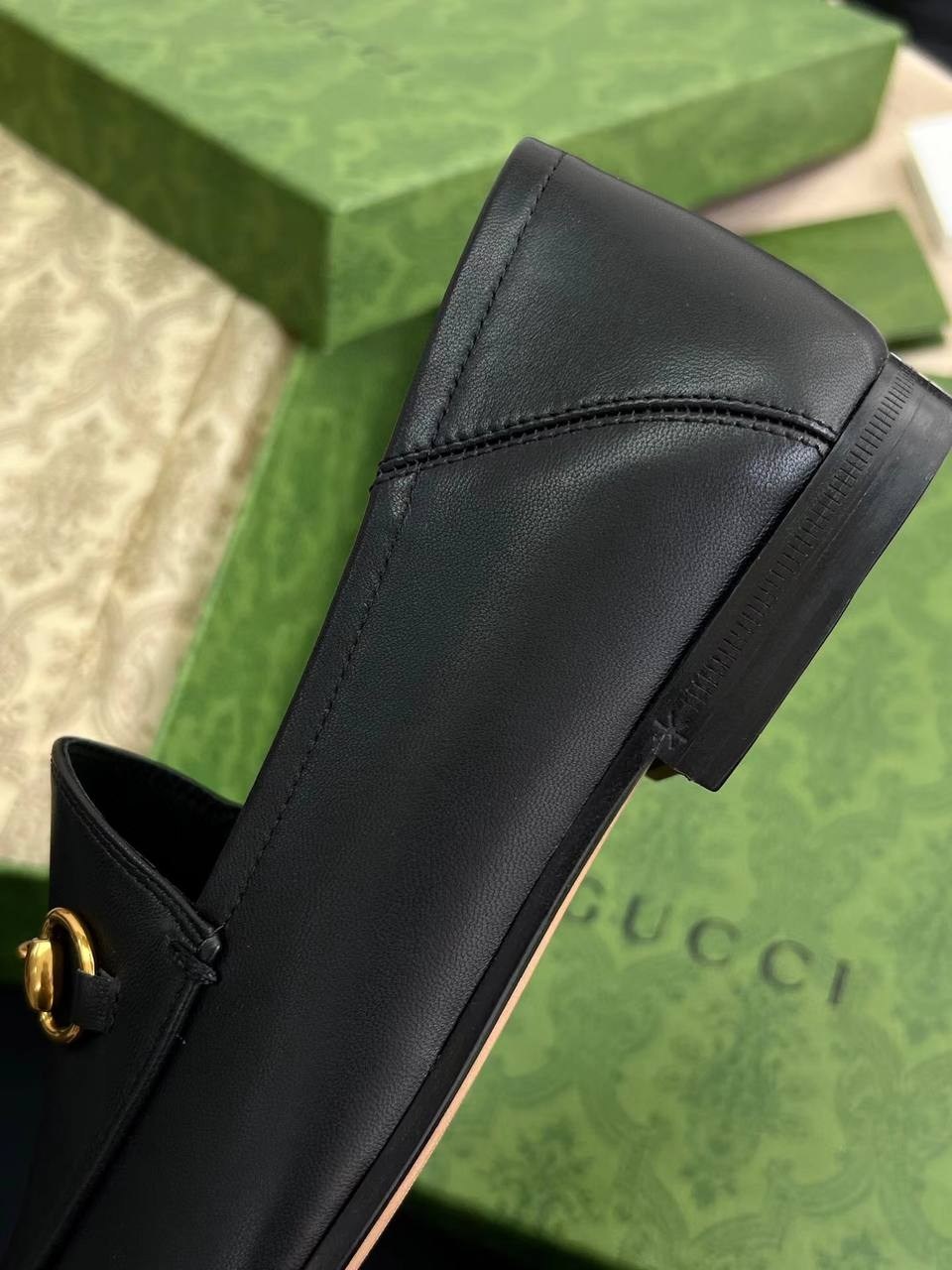 лоферы гуччи женские оригинал,кожаные лоферы gucci,лоферы gucci,лоферы гуччи женские,лоферы gucci женские