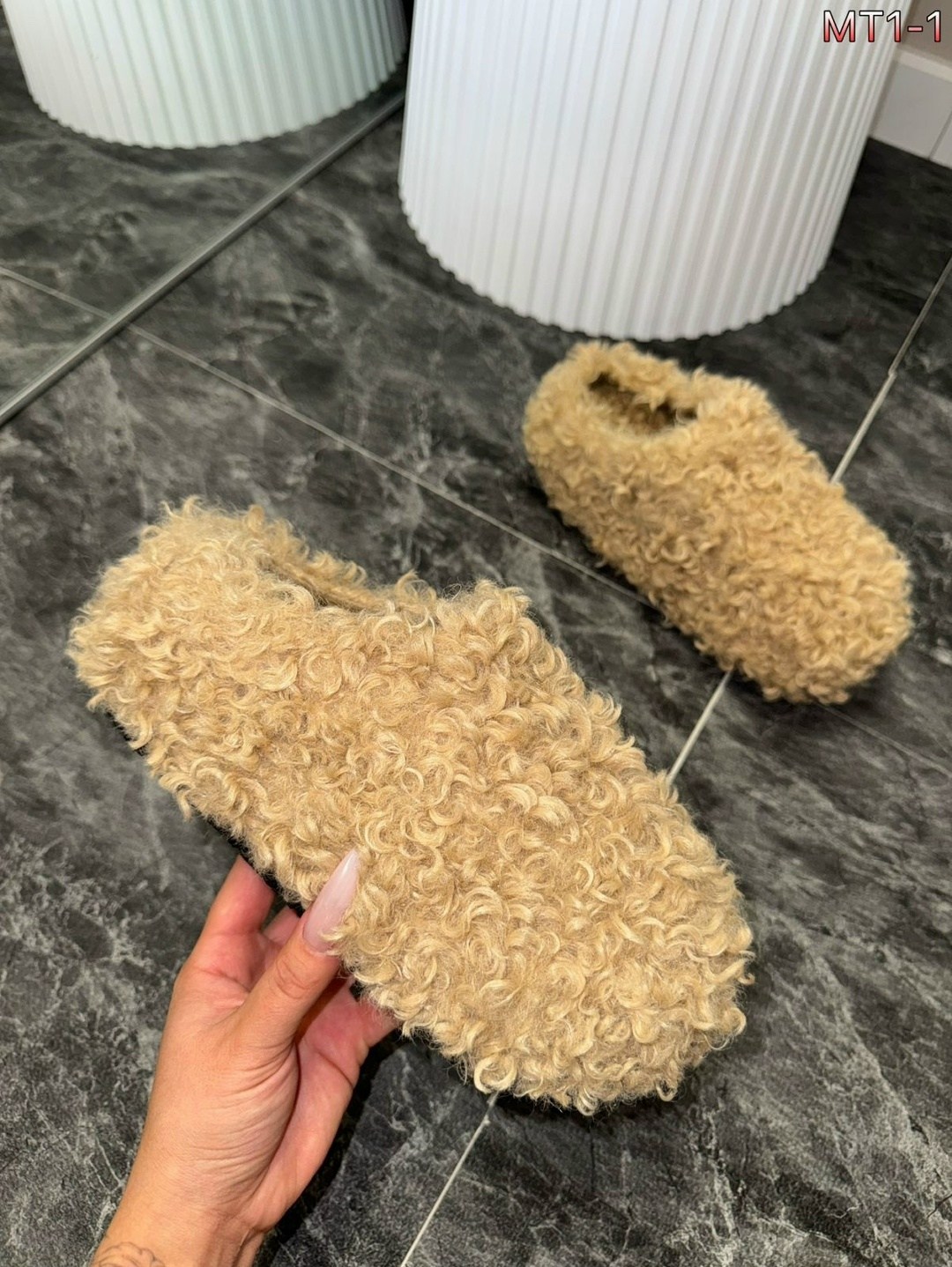 тапочки домашние женские,,шлепки с мехом для улицы,меховые шлепки,женские тапочки