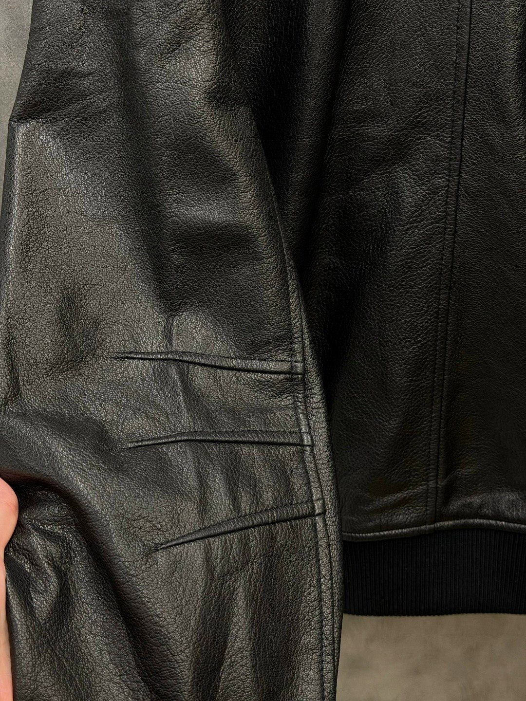 кожаная куртка,куртка кожаная мужская,кожаная куртка tom ford,баленсиага кожаная куртка,кожаная куртка balenciaga