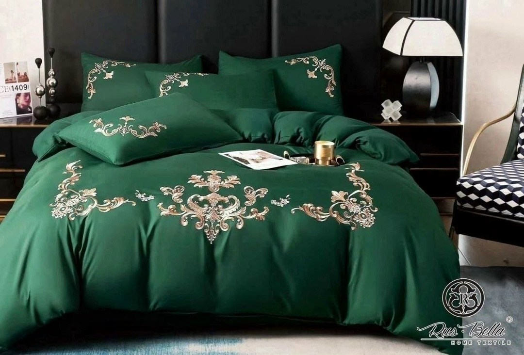 постельное белье с вышивкой,комплект постельного белья евро,постельное белье "евро" с вышивкой,постельное белье фирмы,постельного белье евро