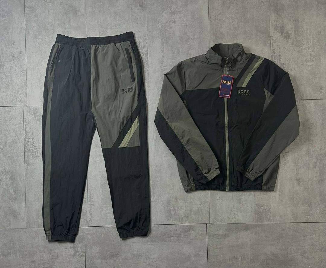 демисезонная куртка,куртка,ветровка куртка,водонепроницаемая куртка