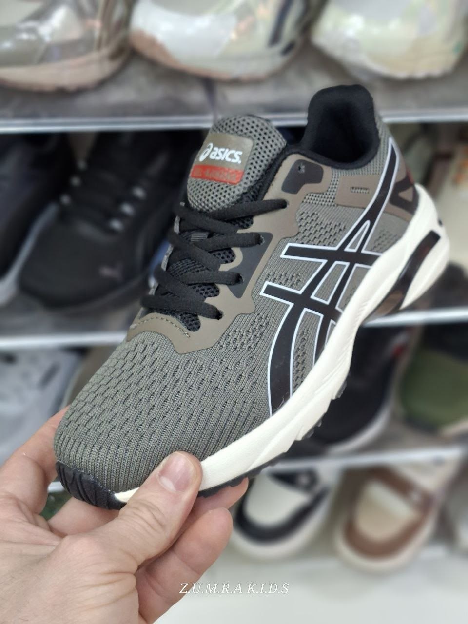 кроссовки мужские adidas,кроссовки adidas,кроссовки адидас,кроссовки,кроссовки закрытые