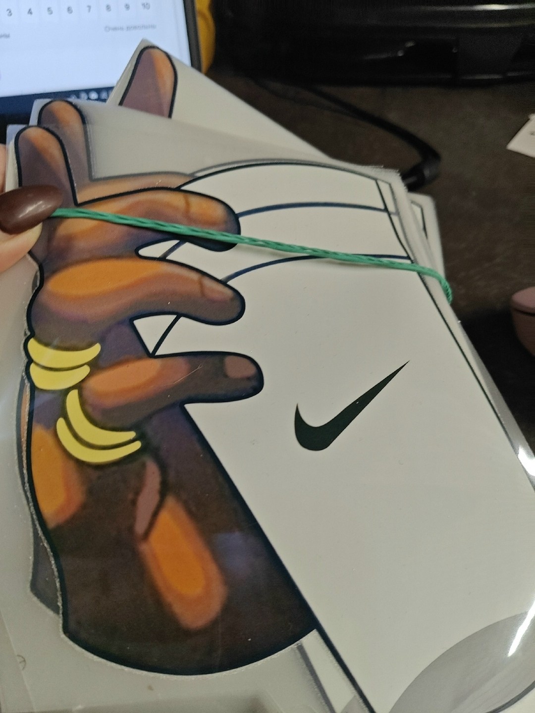 swoosh nike,nike logo,в стиле nike,найк рисунок,найки логотип