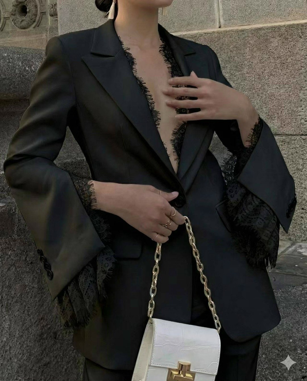 красный брючный костюм,мода модная,красный костюм,мода женская,женский красный брючный костюм