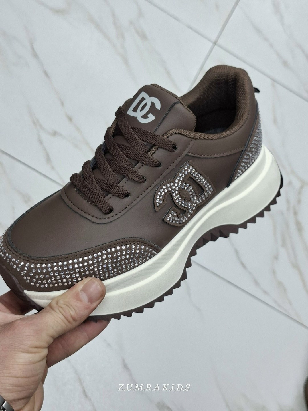 женские кроссовки,,спортивная ,женская ,кроссовки