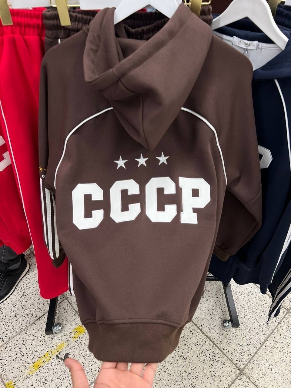 костюм женский,спортивный костюм,красный костюм спорт шик,костюм спортивный одежда,спортивный костюм спортивные костюмы