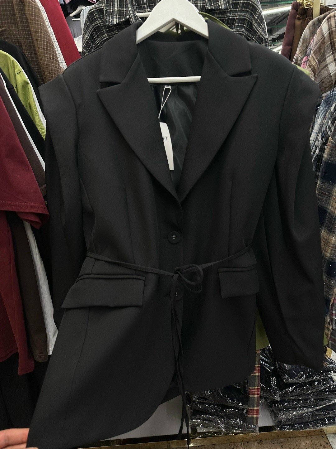 жакет,пиджак,пиджак с поясом,женские жакеты,пиджак женский