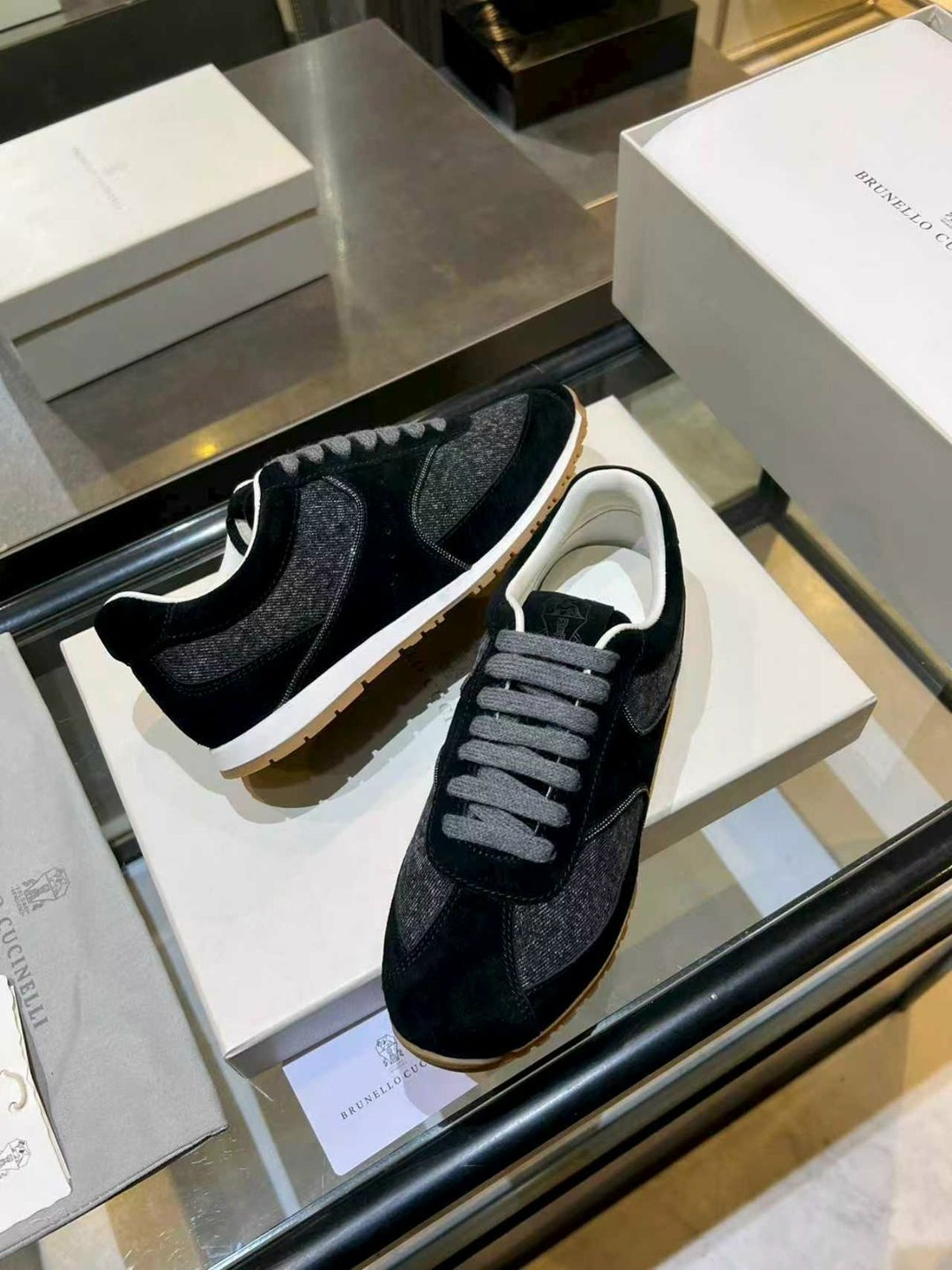 замшевые кроссовки brunello cucinelli,кроссовки мужские brunello cucinelli,кроссовки brunello cucinelli,замшевые кроссовки,