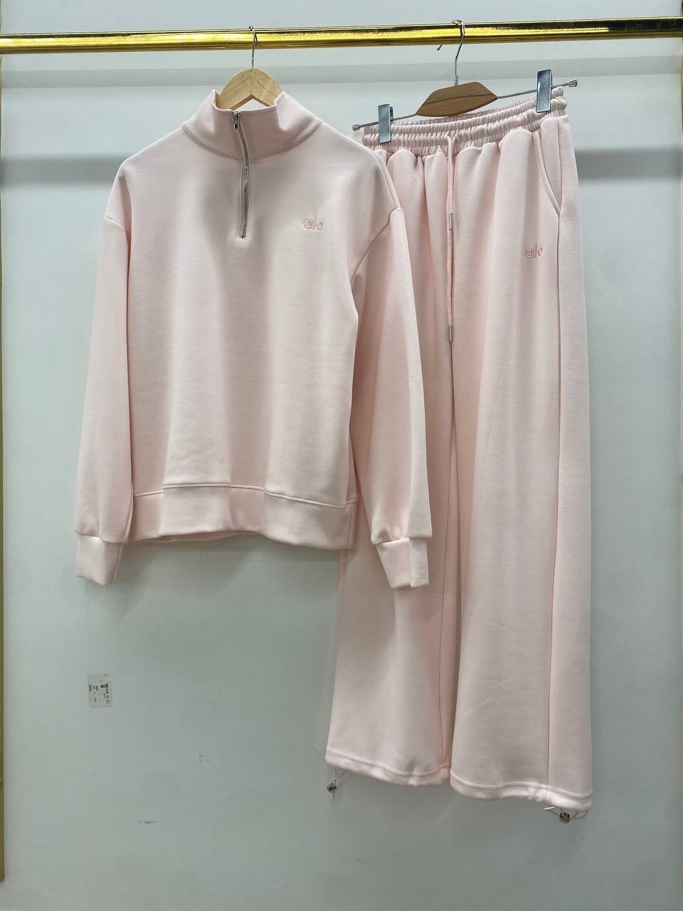 спортивный женский костюм,костюм женский,спортивный костюм,повседневный спортивный костюм,костюм двойка