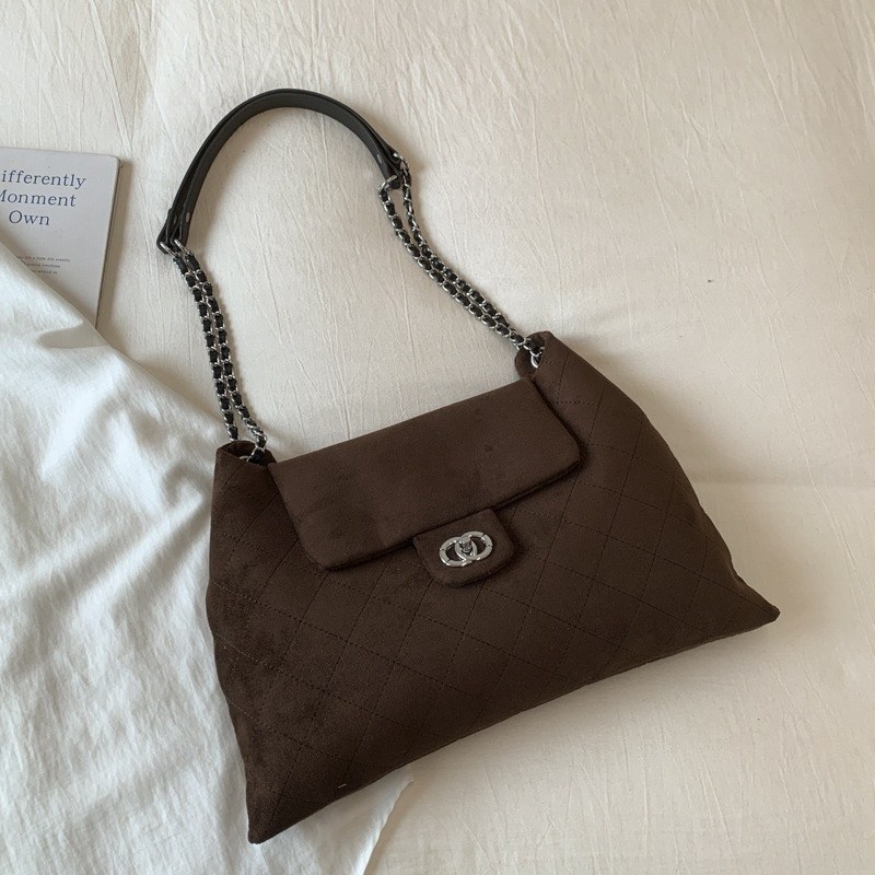 сумка шанель,chanel classic flap bag,сумка chanel,chanel сумка женская,модная сумка шанель