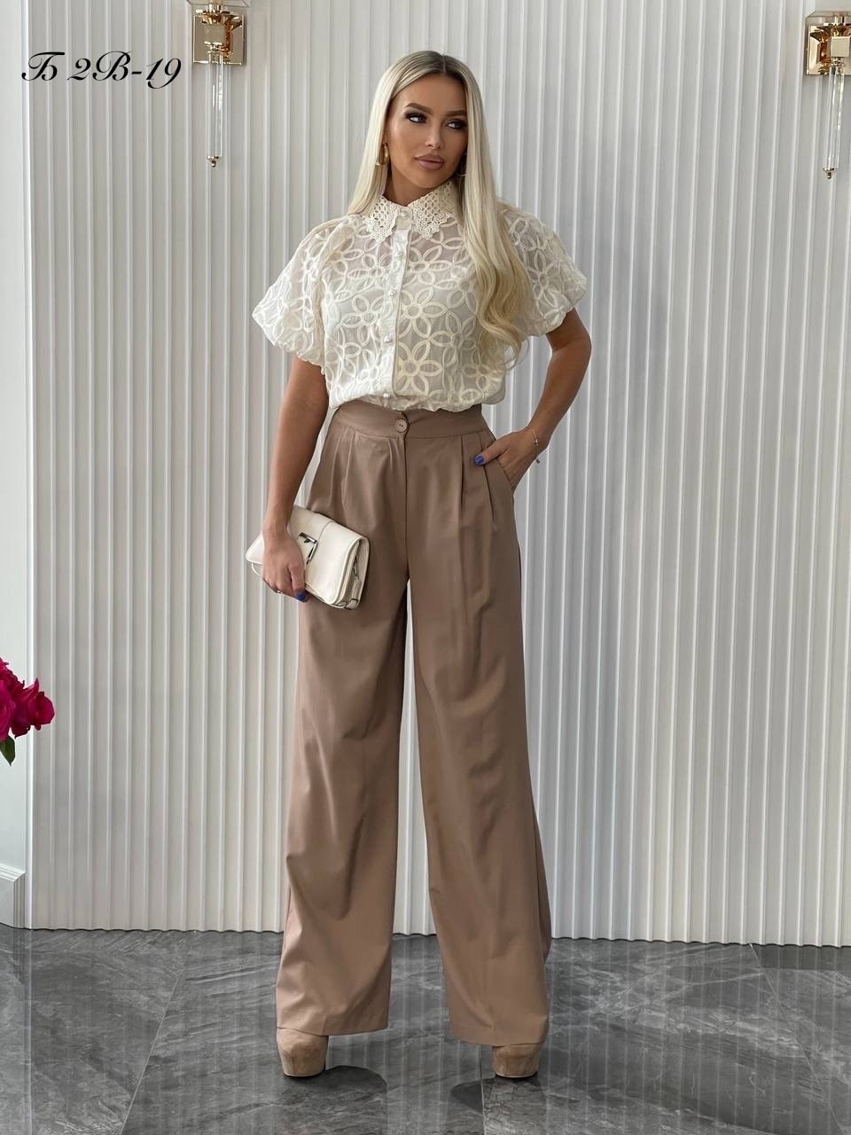 женские брюки палаццо,женская блуза,стильная блузка,брюки палаццо,бежевая блузка