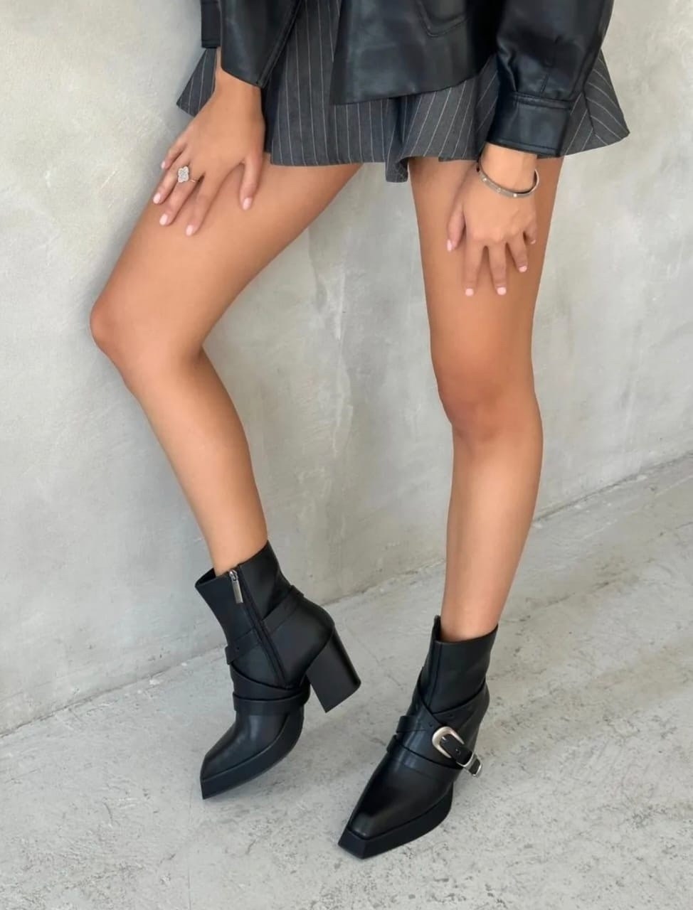 ботинки женские,женские ботильоны,женская ,ботильоны казаки,ботинки казаки