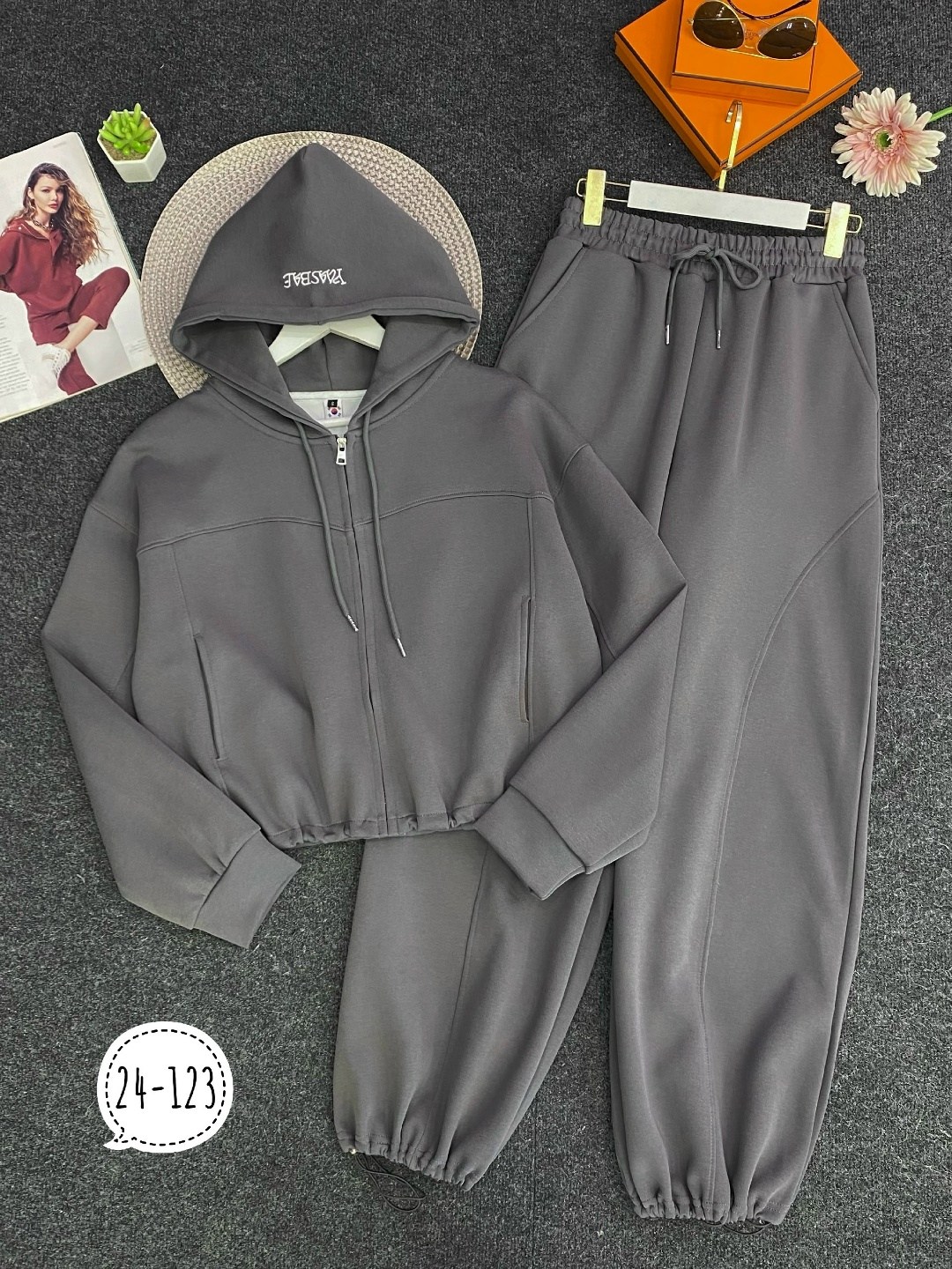 костюм спортивный,стильные костюмы,костюм двойка,женские костюмы,костюм спортивный женский