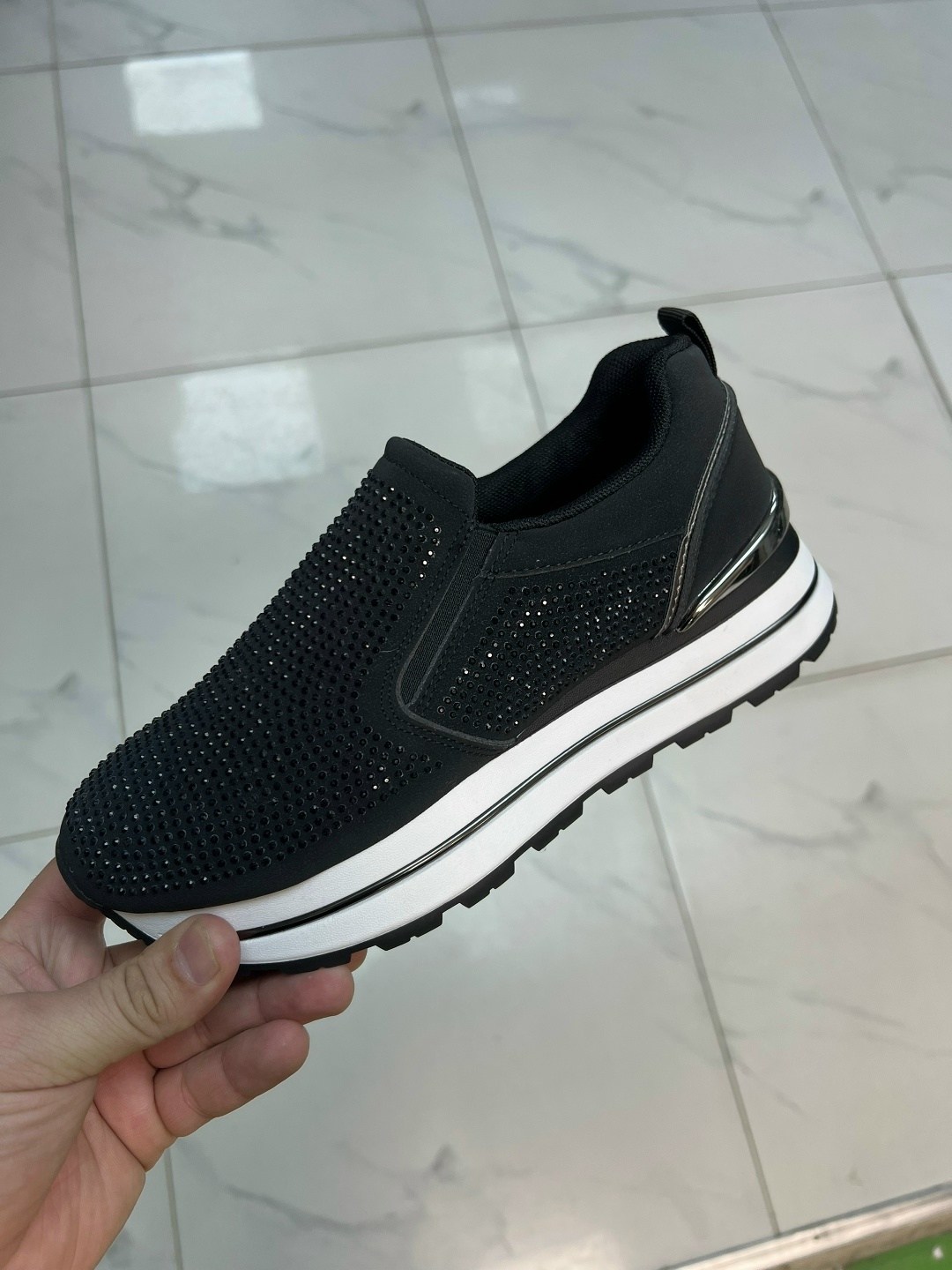 ,кроссовки женскиe,кроссовки со стразами,кроссовки женские со стразами,кроссовки черные со стразами женские