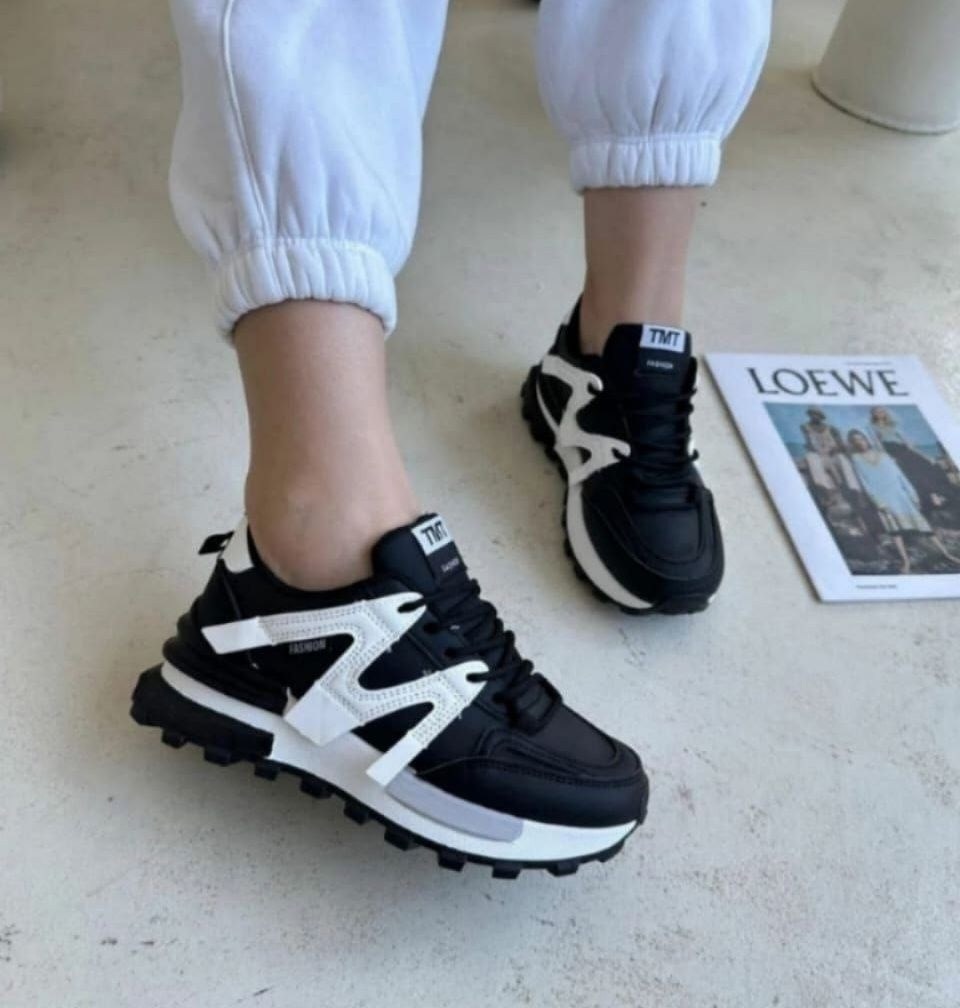 женские кроссовки,,низкие кроссовки,оригинальные кроссовки,кроссовка