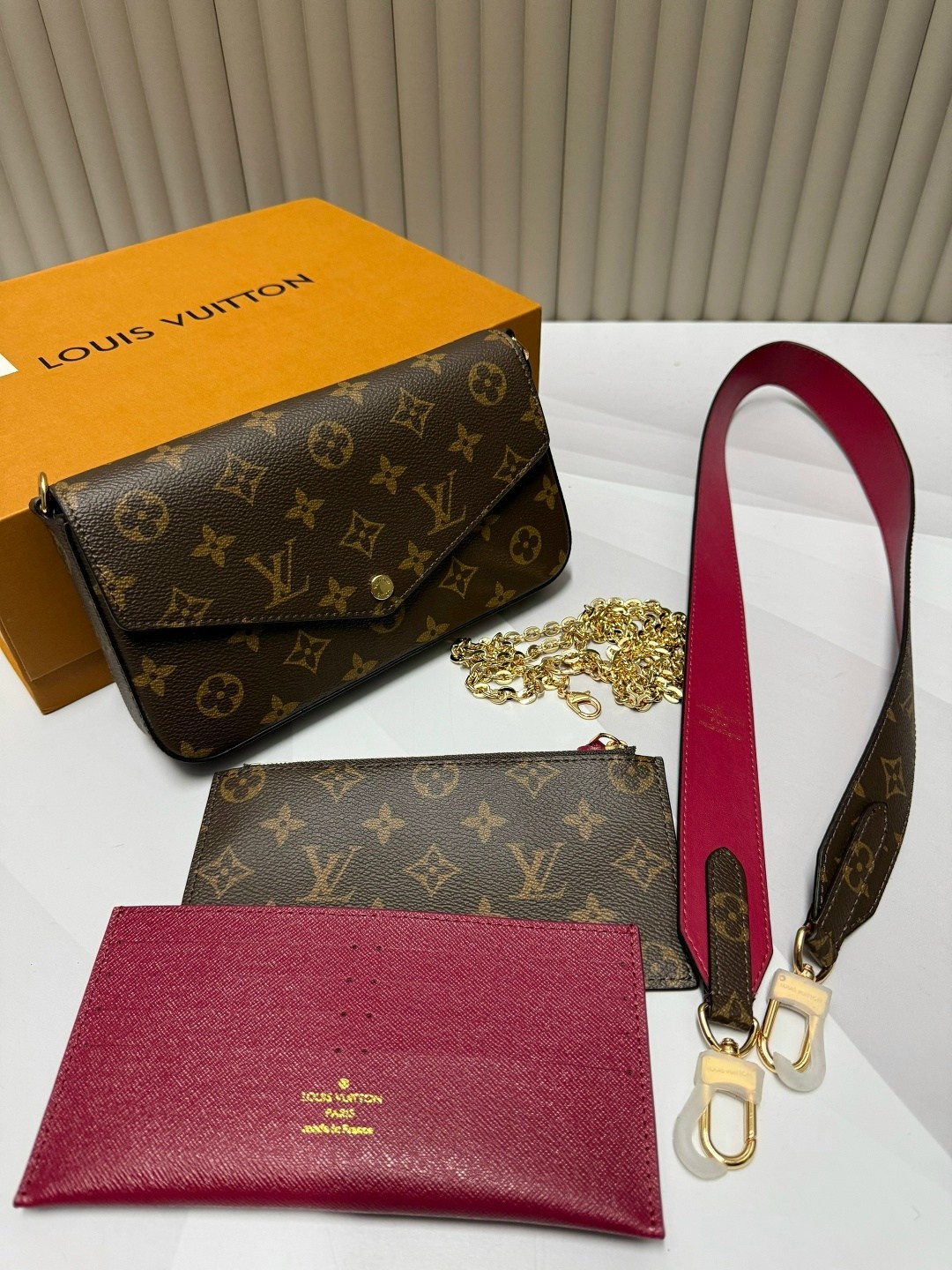 луи виттон сумка,сумка louis vuitton pochette felicie,сумка-клатч louis vuitton pochette felicie,louis vuitton сумка,сумка женская louis vuitton