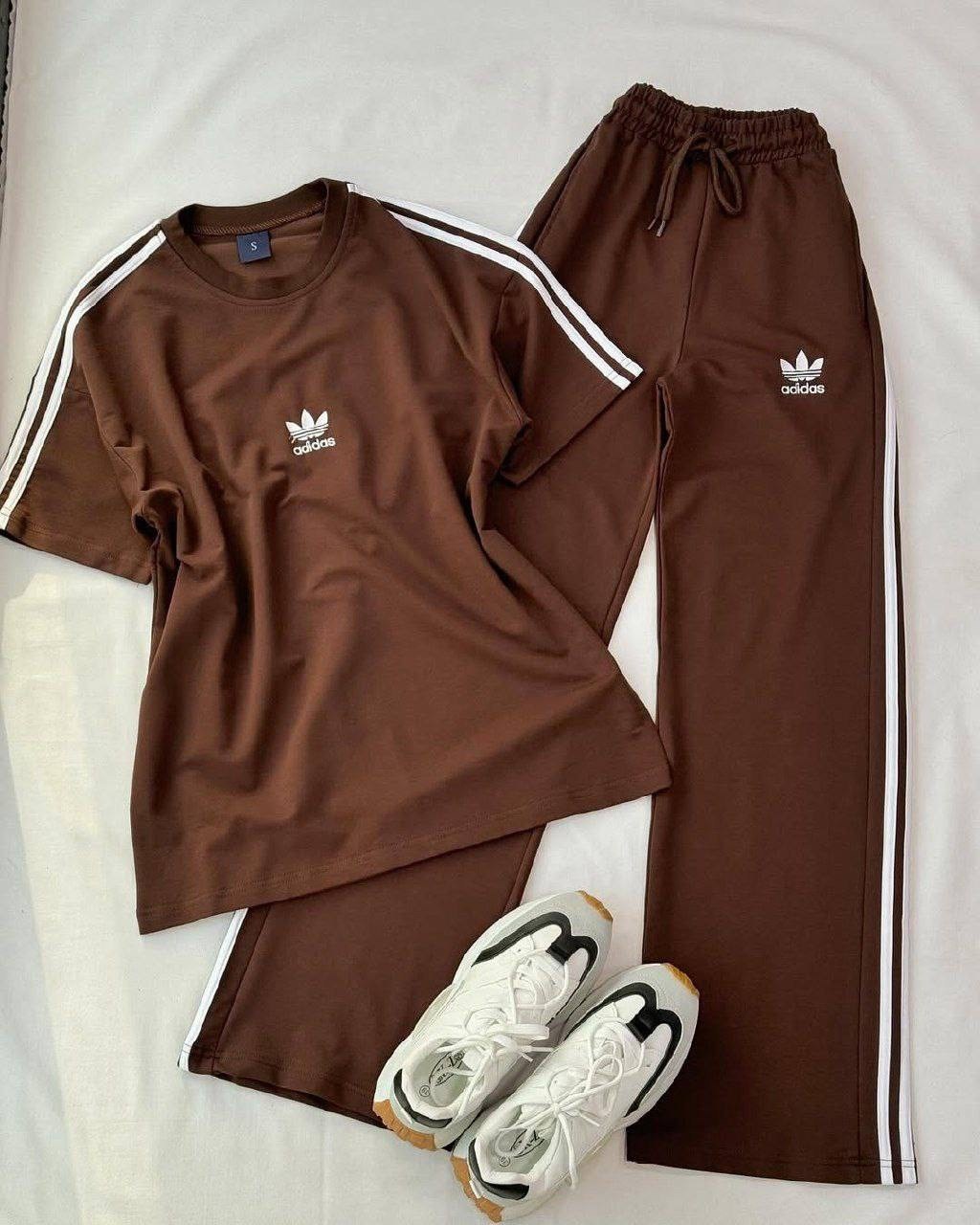 спортивные костюм,бордовые спортивные штаны адидас,женские спортивные костюмы,костюм двойка женская,женские костюмы