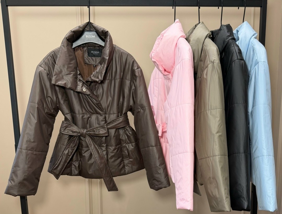 женская демисезонная куртка,куртка женская,куртка,стеганая куртка,куртка из плащевой ткани