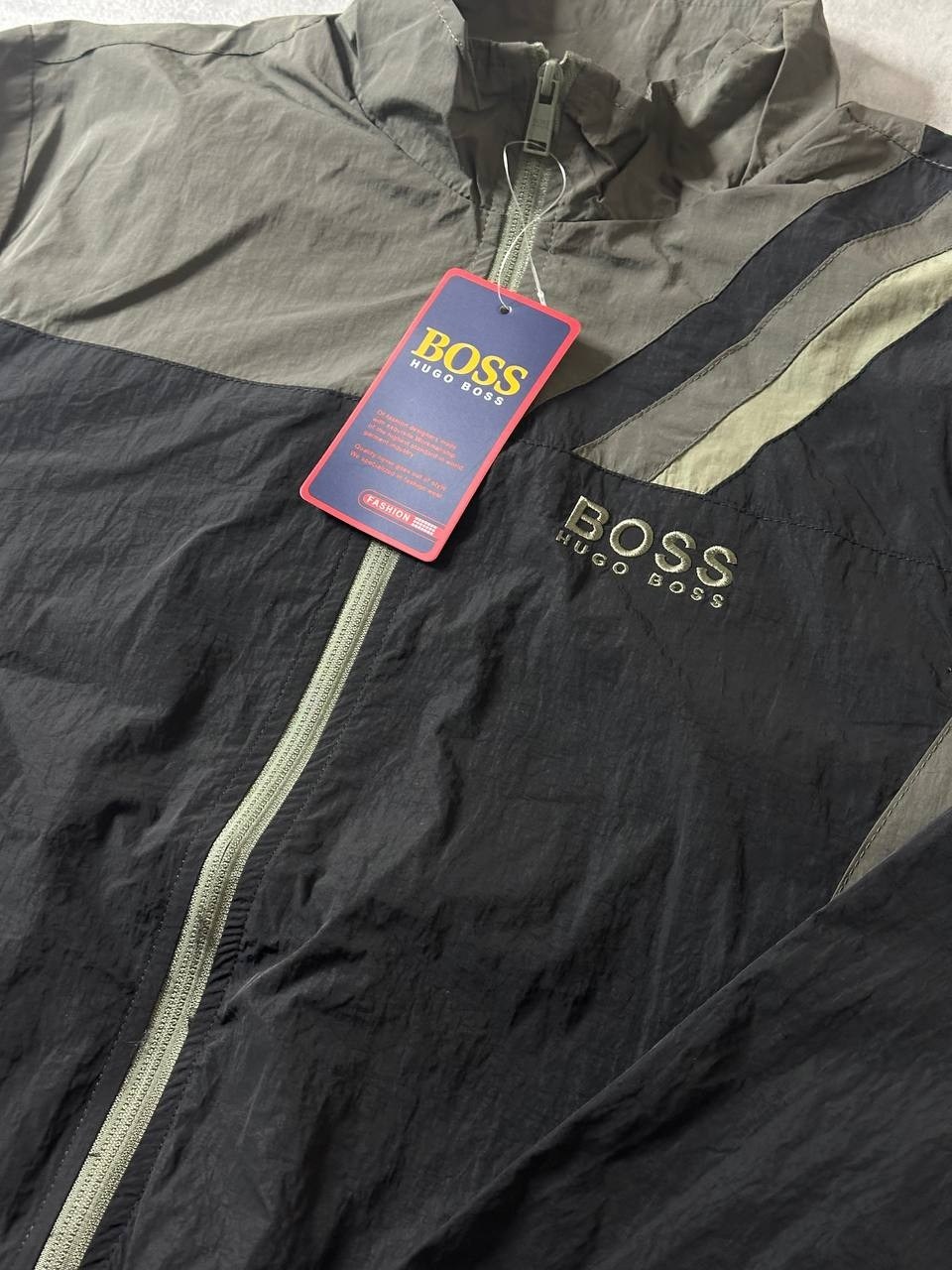 демисезонная куртка,куртка,ветровка куртка,водонепроницаемая куртка