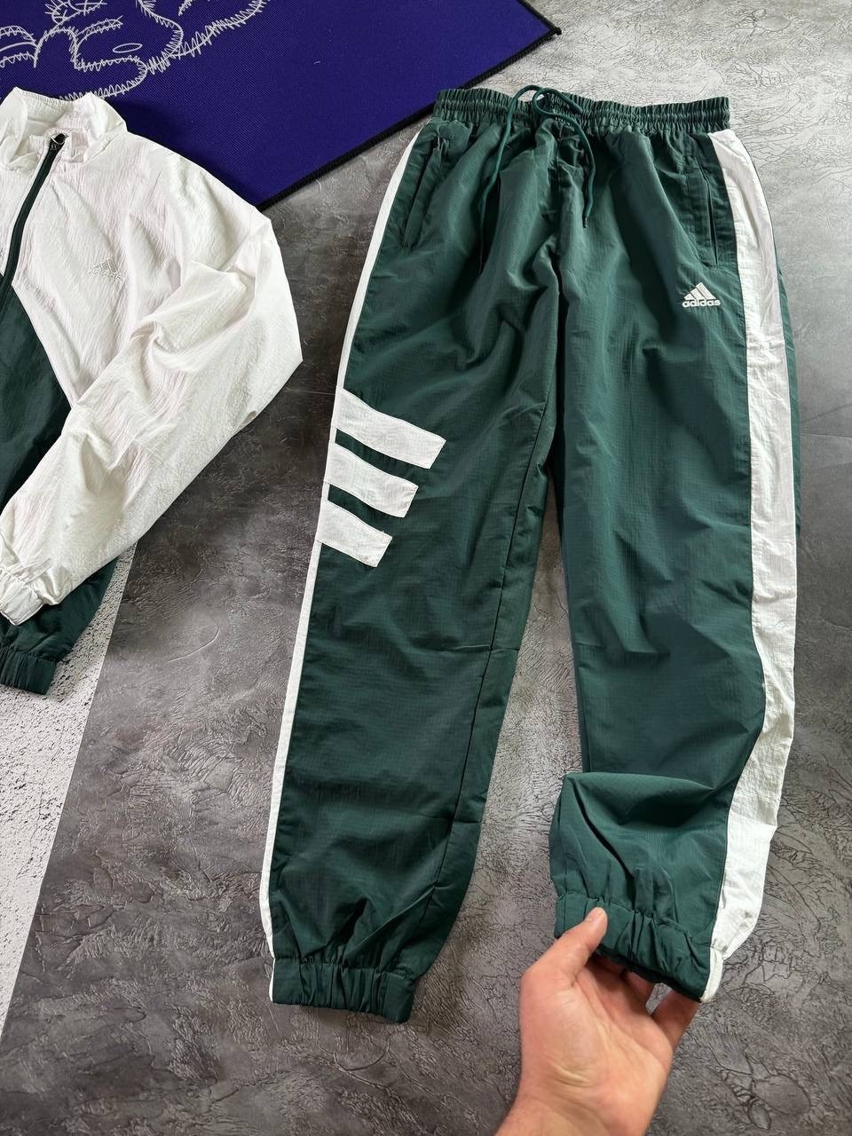 спортивный костюм adidas,спортивный костюм adidas ретро стиль 90х,спортивный костюм adidas 90х,костюм адидас,спортивный костюм adidas мужской теплый