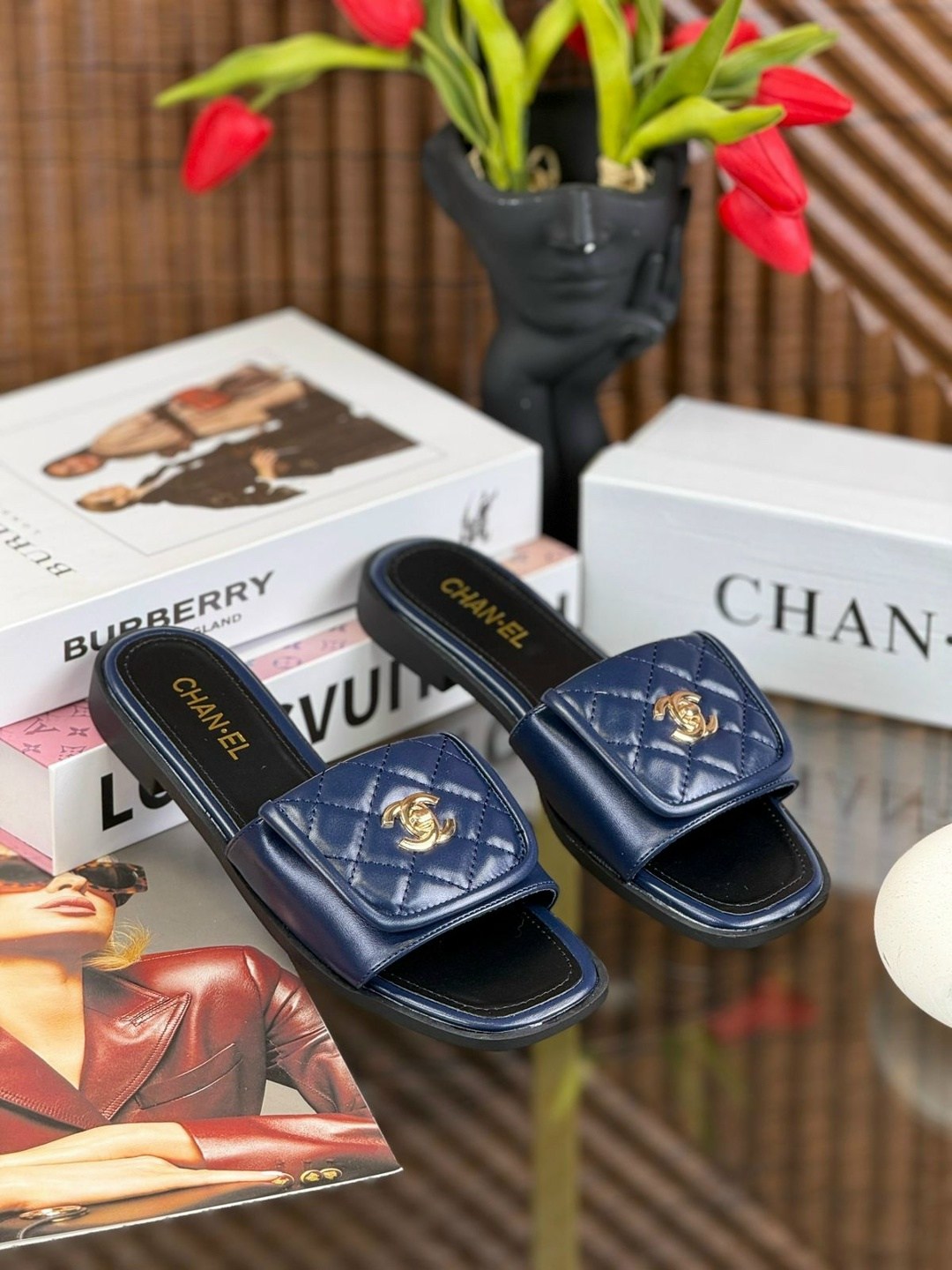 шлепанцы chanel,шлепанцы шанель черные,шлепки шанель,шлепанцы женские,женские шлепанцы chanel