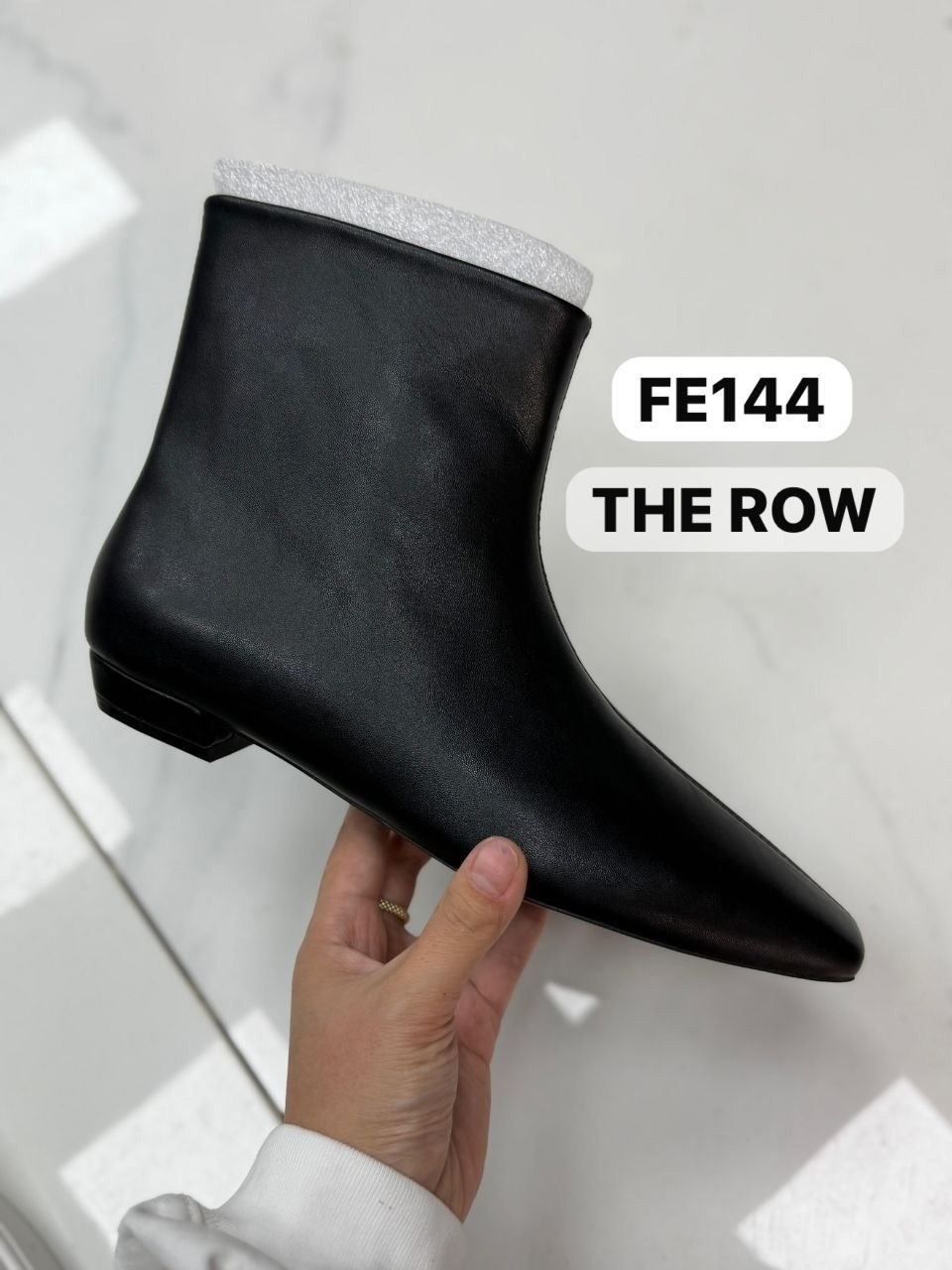 ,ботильоны женские,женские ботильоны с острым носком на плоской подошве,женская ,короткие сапоги