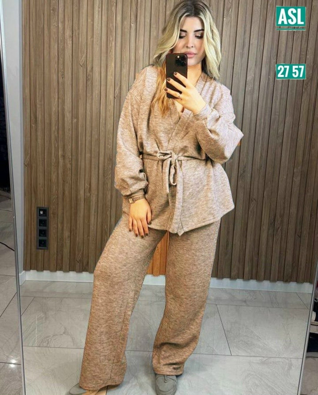 элегантный брючный костюм,костюм с брюками,женский костюм,стильный костюм,брючный костюм женский