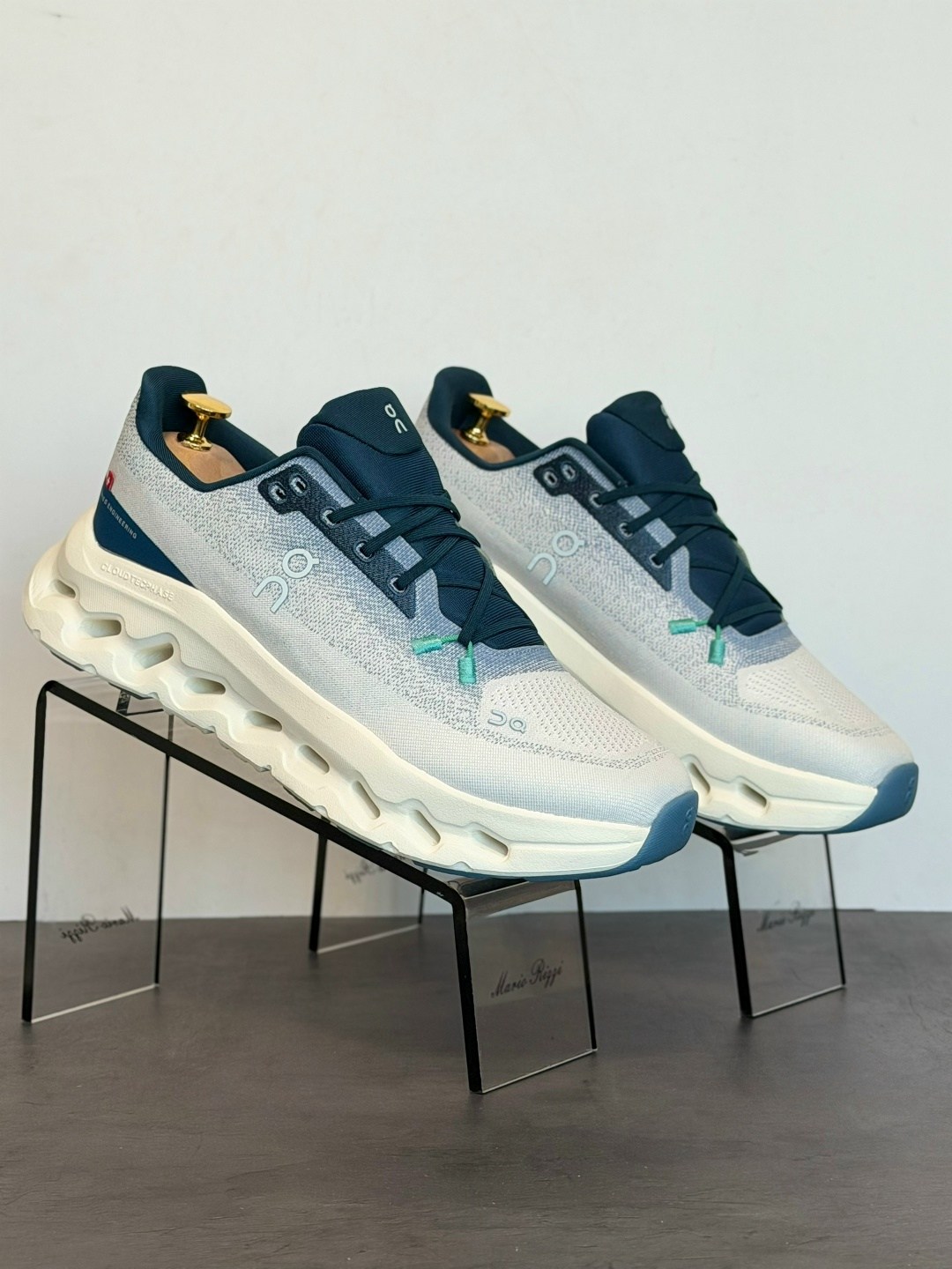 оригинальные кроссовки,спортивные кроссовки,женские кроссовки,мужские кроссовки,кроссовки женские мужские