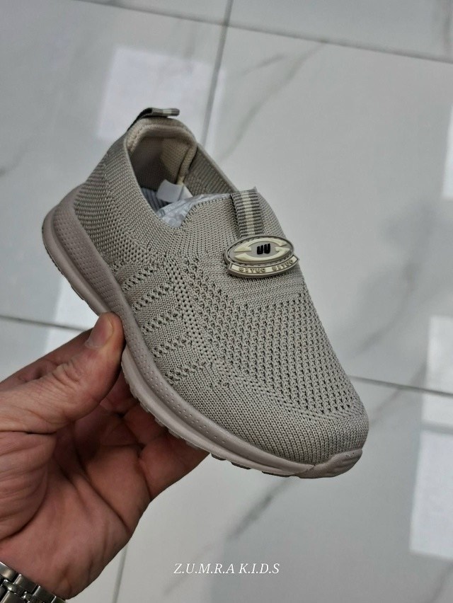 ,кроссовки мальчику,спортивный ,летние кроссовки,кроссовка