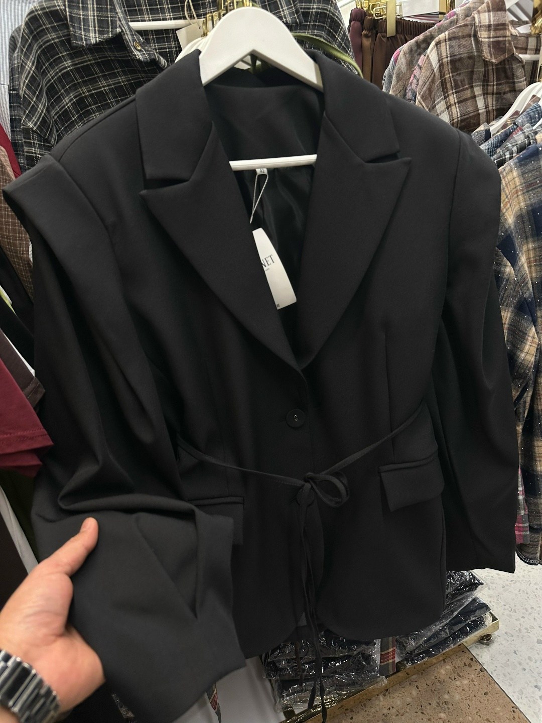 жакет,пиджак,пиджак с поясом,женские жакеты,пиджак женский